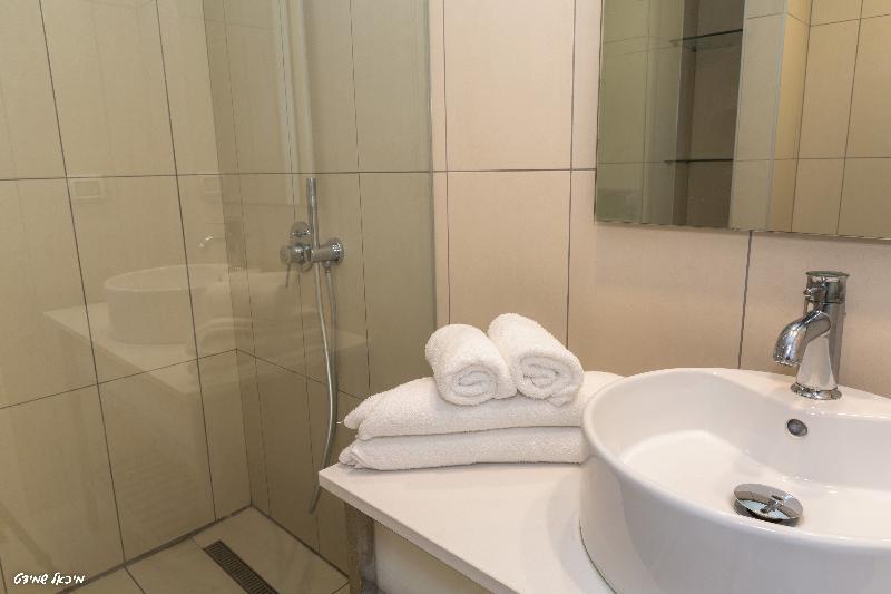 โอลีฟ บูทิก โฮเต็ล นาฮาริยา Hotel นาฮารียา ภายนอก รูปภาพ